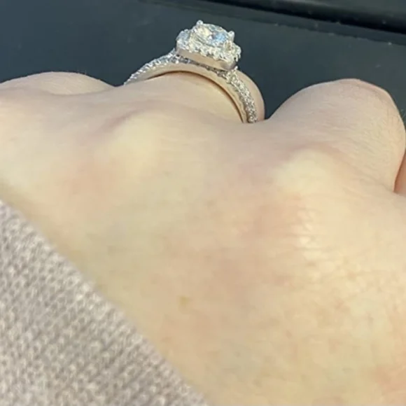 1.62CT Diamond 2 PC Engagement Ring Wedding Band Bridal Set Gift Moissanite 925 - Picture 8 of 8